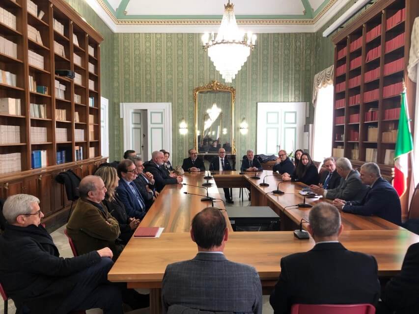 incontro istituzionale tra Apamri sindaco Marchionna e prefetto Aprea